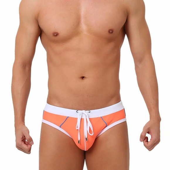 (28-30) NEW MEN SWIMBRIEF - Picture 1 of 9